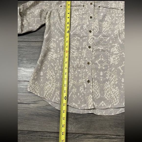 Calvin Klein Womens Blouse Shirt -Roll Tab Sleeve - Button Down Gray Size Small - Picture 10 of 13